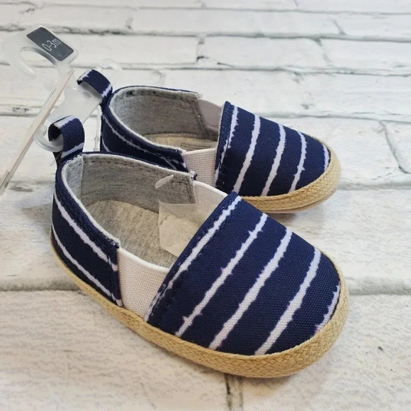 INFANT Blue and White Stripe Soft Sole Baby Shoes. - Picture 5 of 6